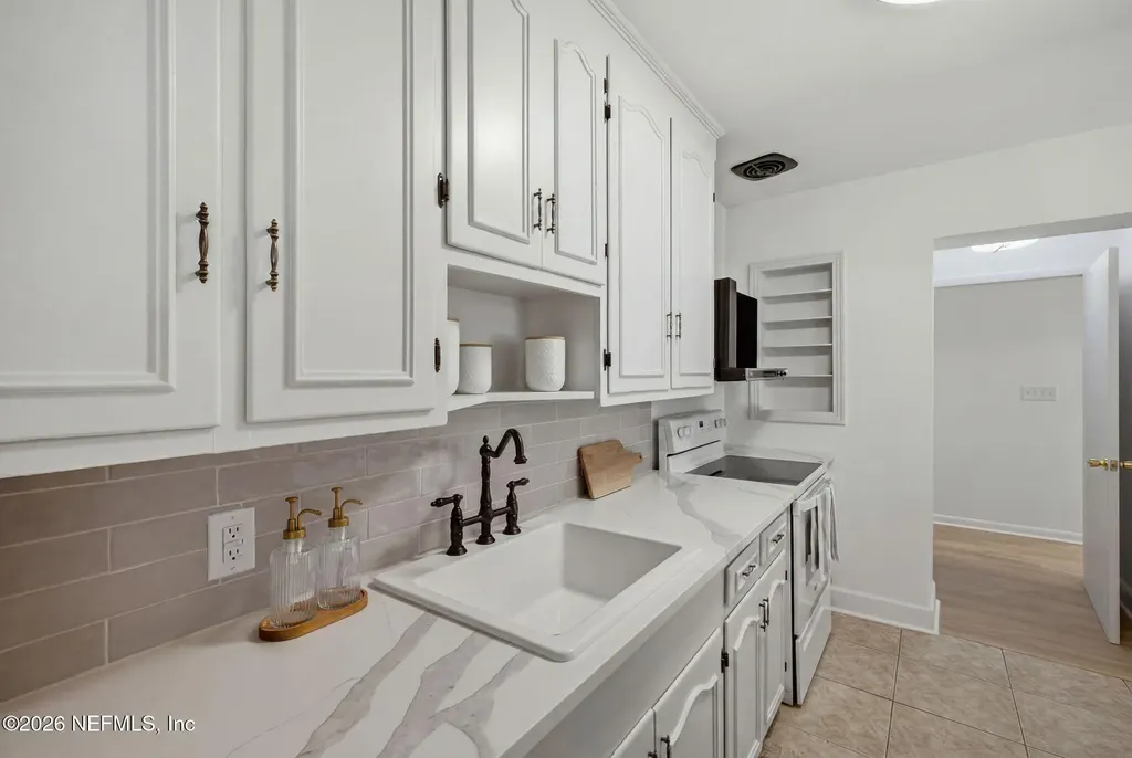 1325 Dancy Street Jacksonville FL 32205