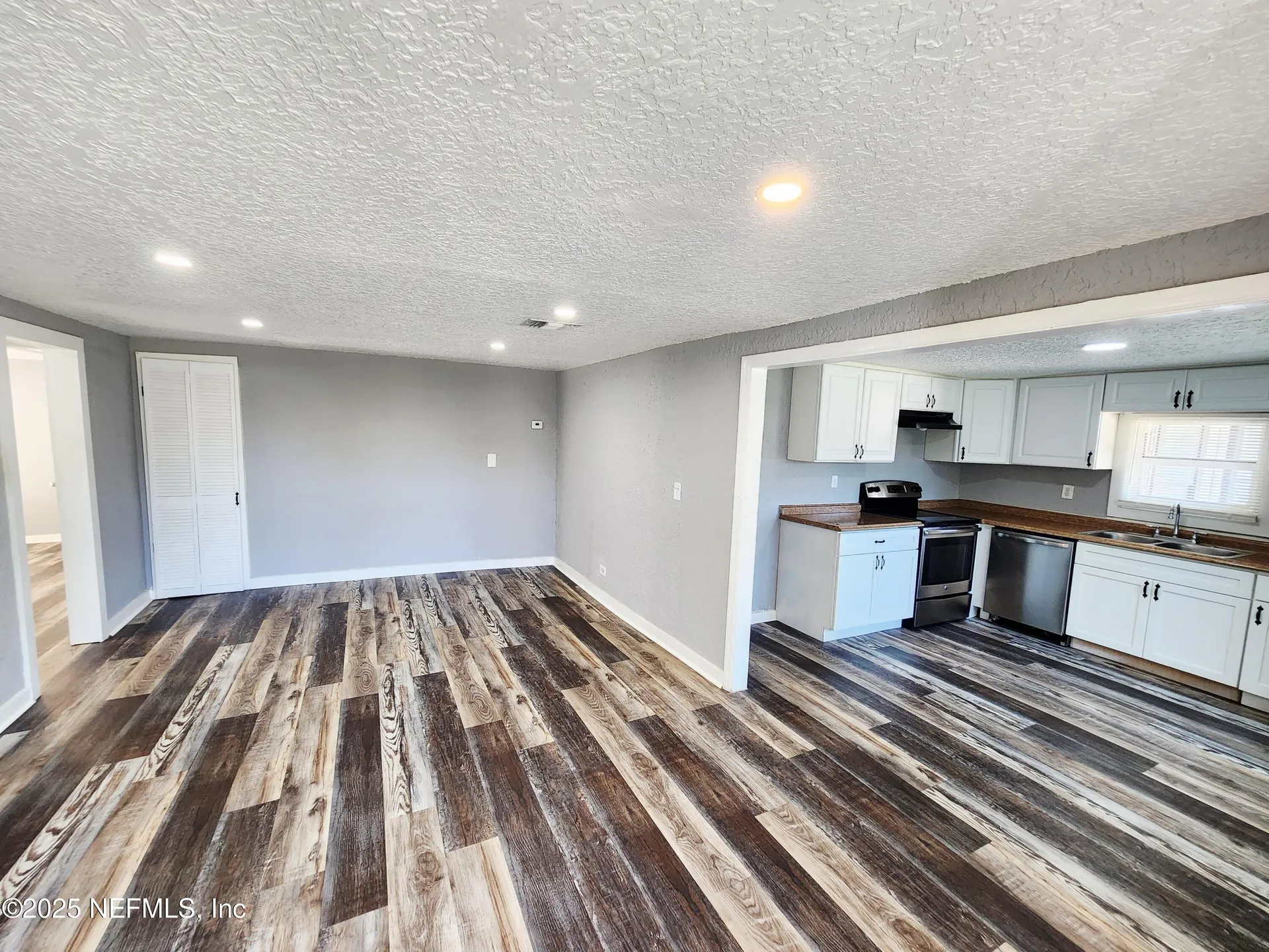 3238 Townsend Boulevard Jacksonville FL 32277