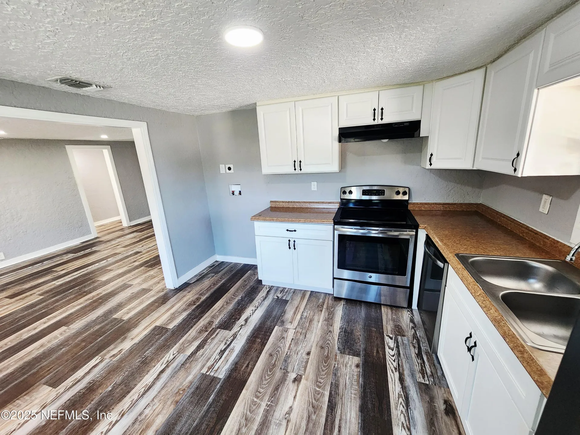 3238 Townsend Boulevard Jacksonville FL 32277