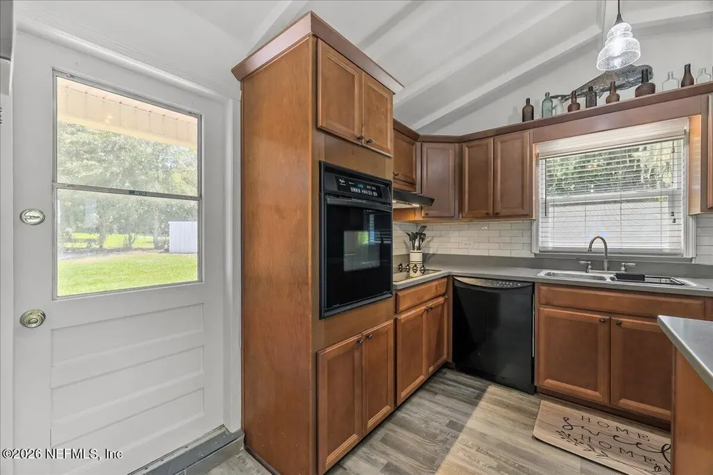 1523 County Road 309 Georgetown FL 32139