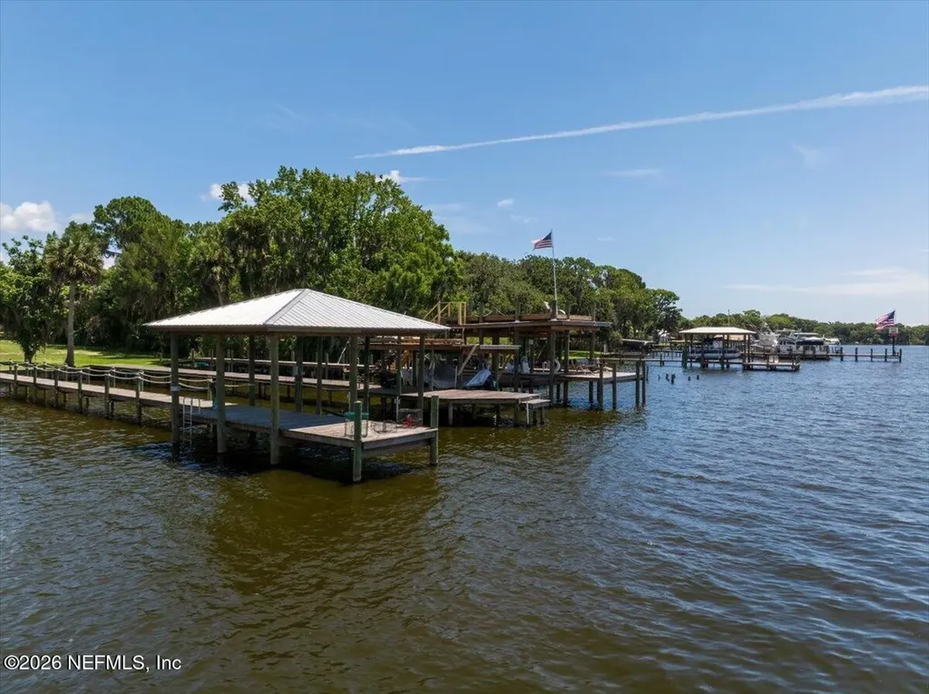 1523 County Road 309 Georgetown FL 32139
