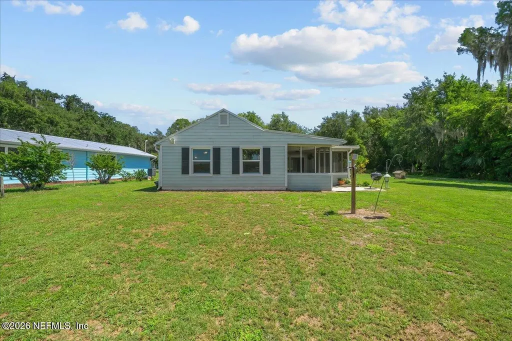 1523 County Road 309 Georgetown FL 32139
