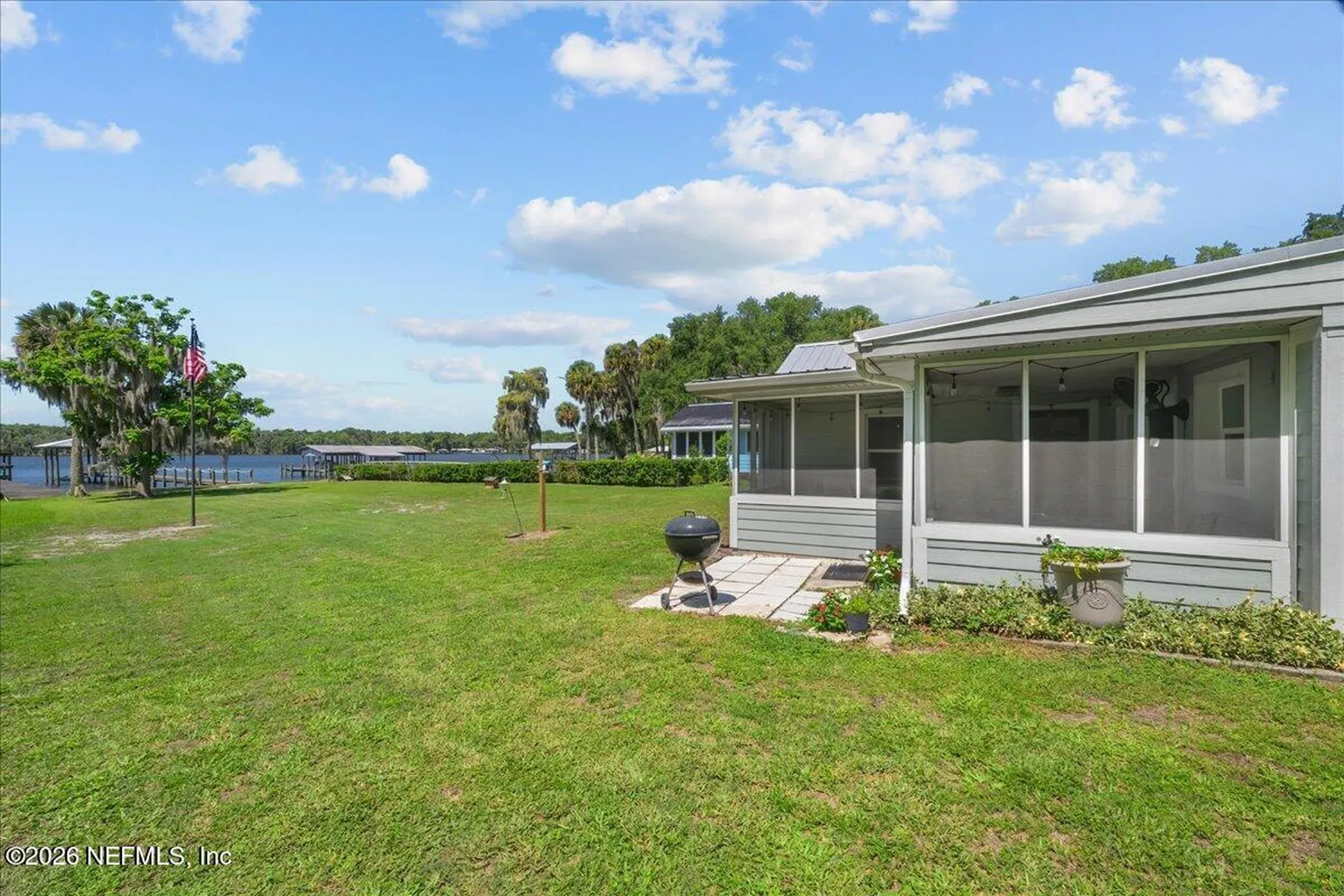 1523 County Road 309 Georgetown FL 32139