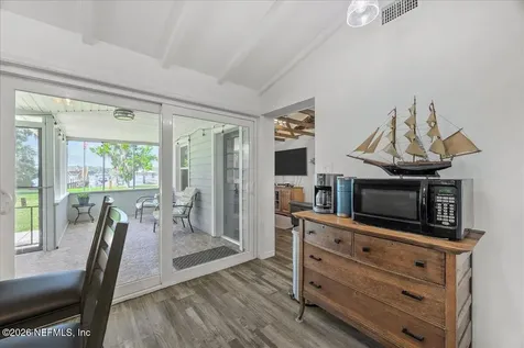 1523 County Road 309 Georgetown FL 32139