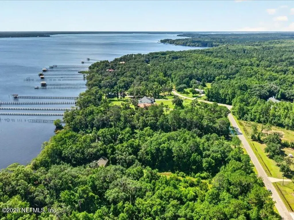 110 River Shores Road Palatka FL 32043