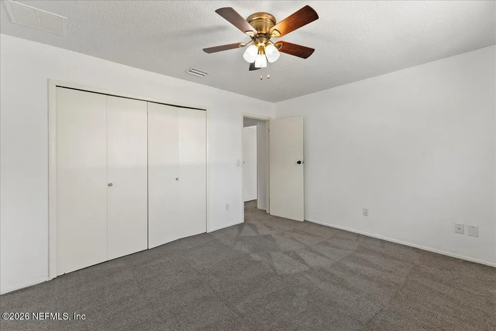 8140 Sutton Place E Jacksonville FL 32217