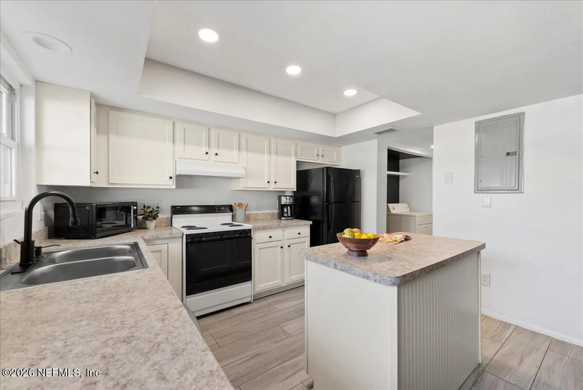8140 Sutton Place E Jacksonville FL 32217