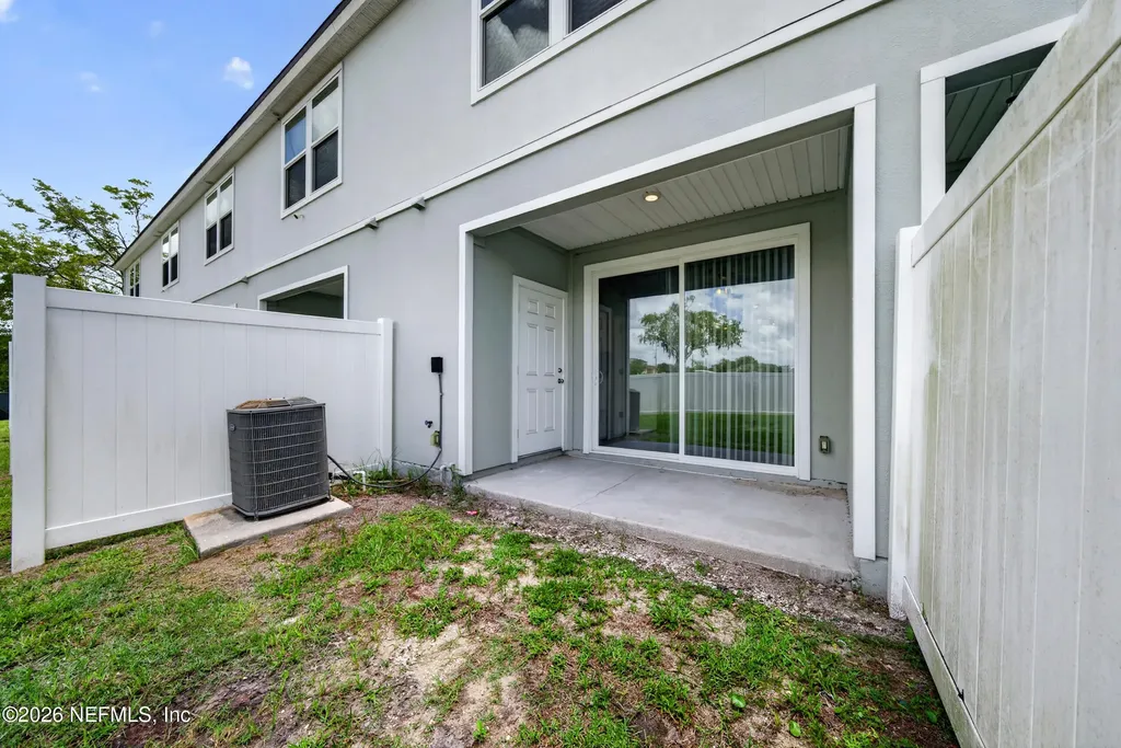 2882 Black Buck Circle Jacksonville FL 32225