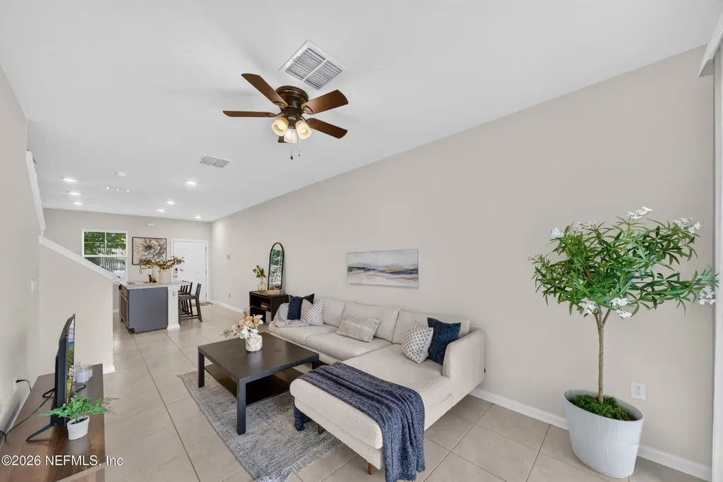 2882 Black Buck Circle Jacksonville FL 32225
