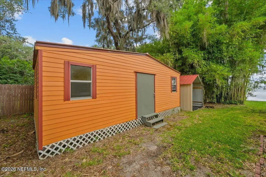 316 Riviera Drive Crescent City FL 32112