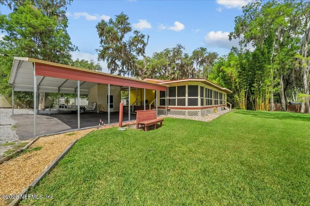 316 Riviera Drive Crescent City FL 32112