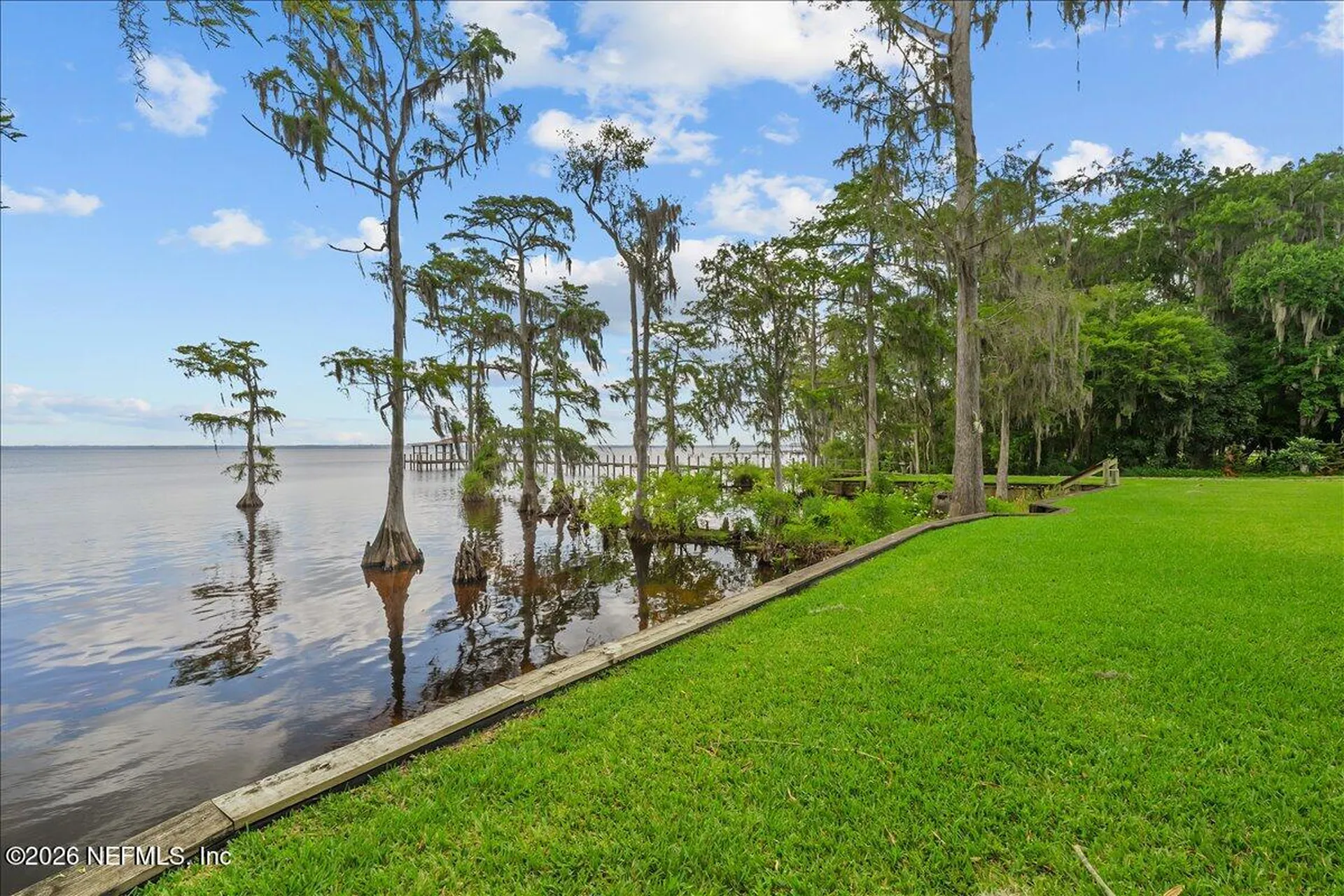 316 Riviera Drive Crescent City FL 32112