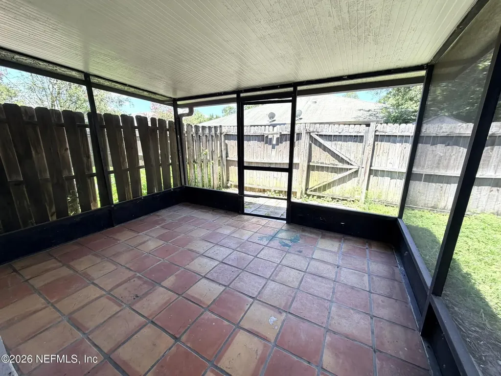 5646 Pinebay Circle S Jacksonville FL 32244