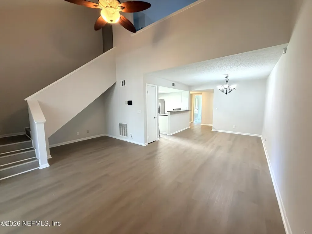 5646 Pinebay Circle S Jacksonville FL 32244