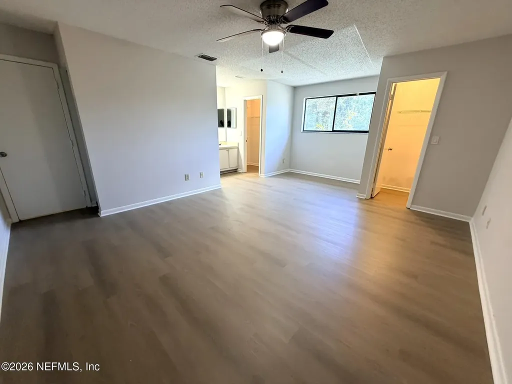 5646 Pinebay Circle S Jacksonville FL 32244