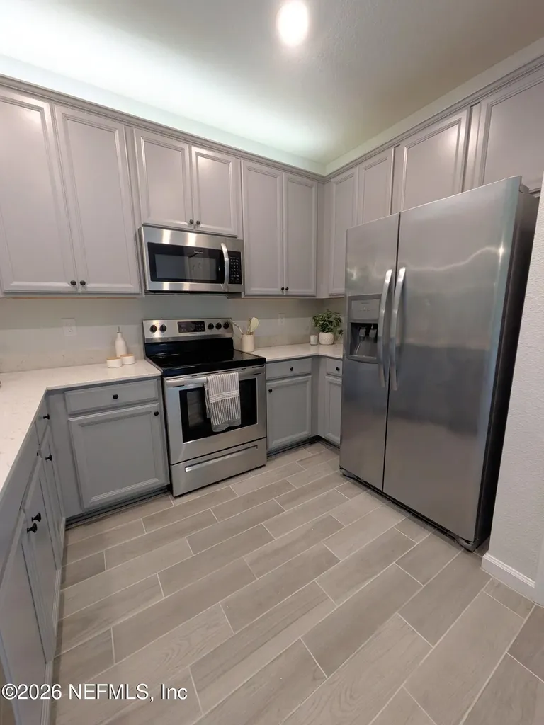 1329 Salt Ridge Avenue Jacksonville FL 32218