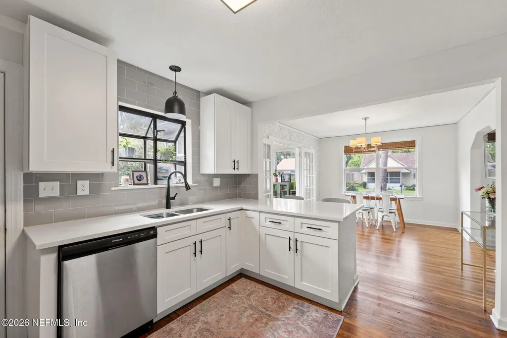 4823 Kerle Jacksonville FL 32205