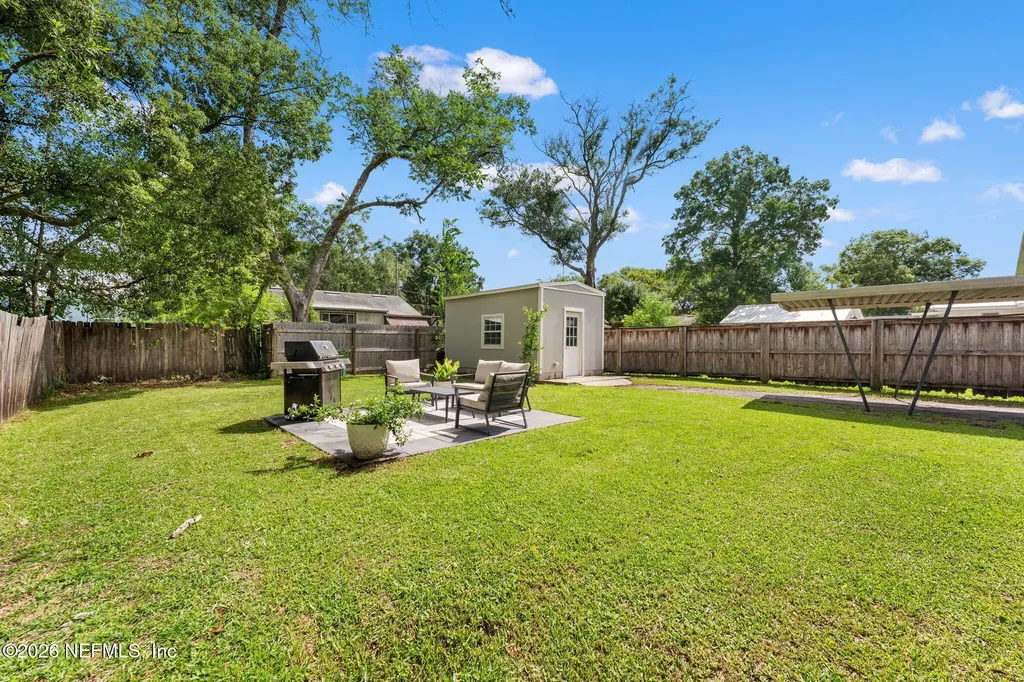 4823 Kerle Jacksonville FL 32205