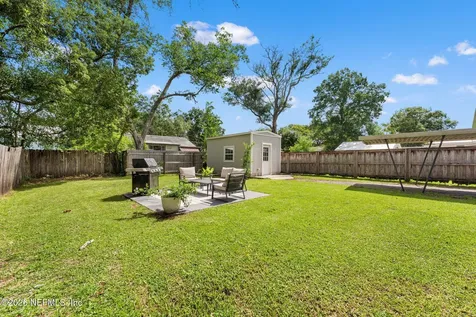 4823 Kerle Jacksonville FL 32205