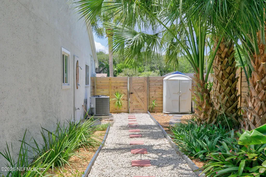 1869 Sea Oats Drive Atlantic Beach FL 32233