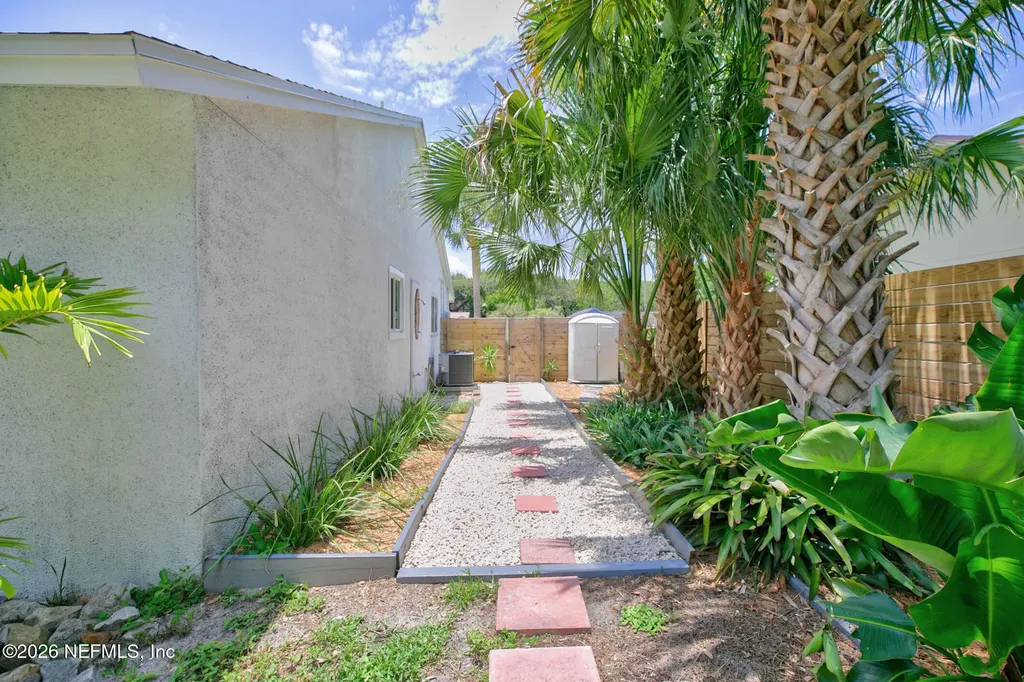 1869 Sea Oats Drive Atlantic Beach FL 32233