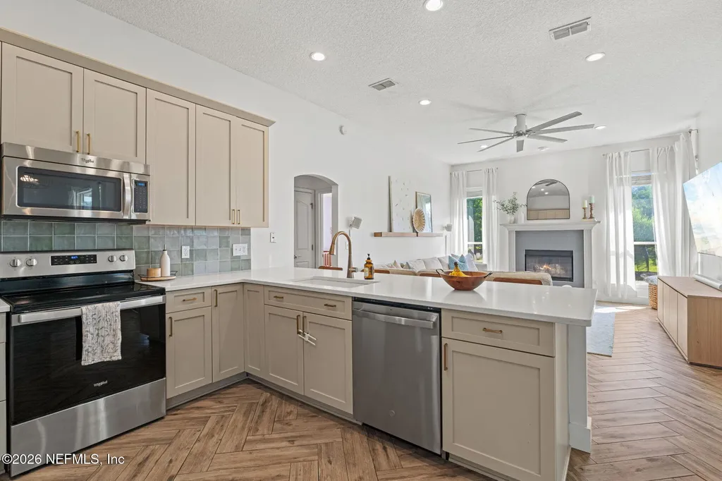 4223 Alesbury Drive Jacksonville FL 32224