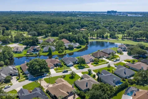 4223 Alesbury Drive Jacksonville FL 32224
