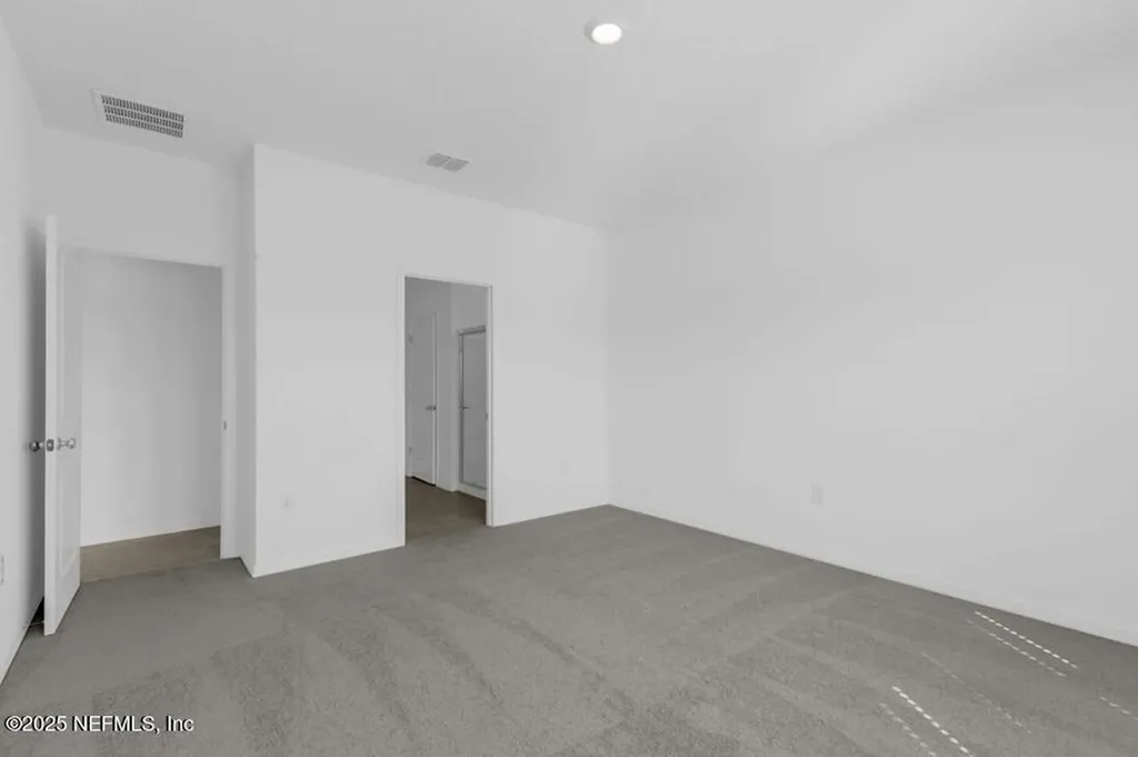 8142 Archibald Terrace Jacksonville FL 32219