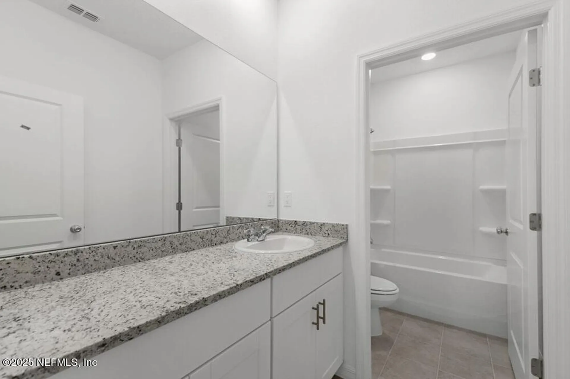 8142 Archibald Terrace Jacksonville FL 32219