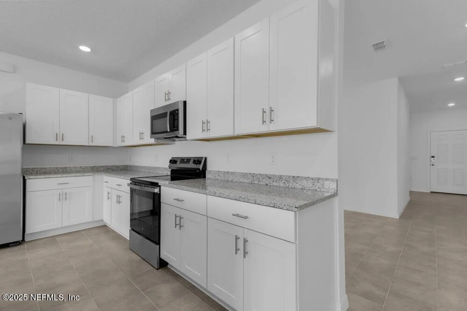 8142 Archibald Terrace Jacksonville FL 32219