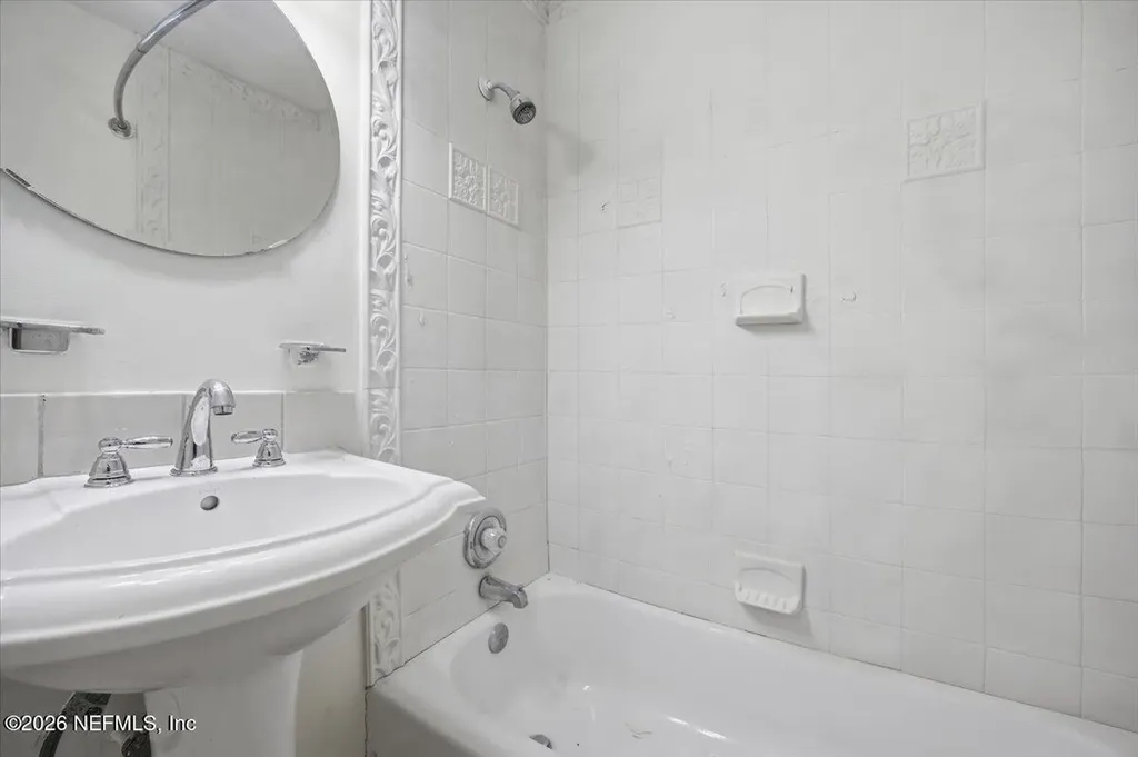 2432 Ellington Avenue Jacksonville FL 32209