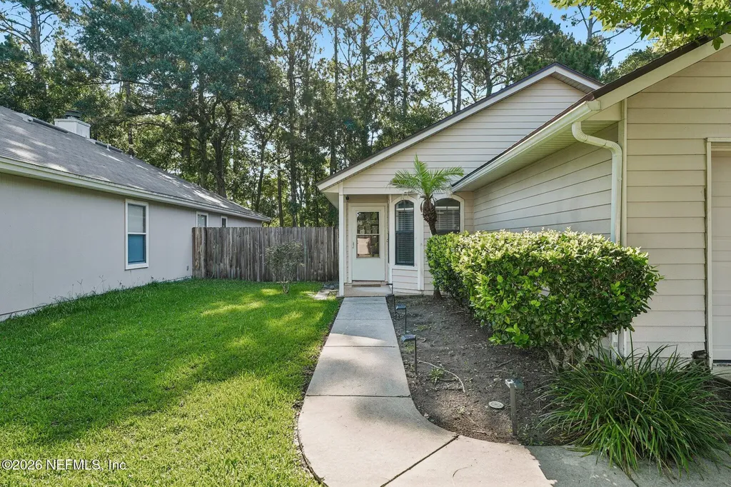 4459 Loveland Pass Drive E Jacksonville FL 32210