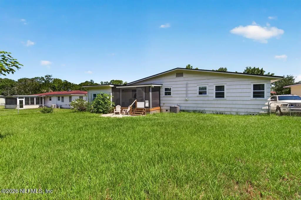 5130 Greenway Drive N Jacksonville FL 32244