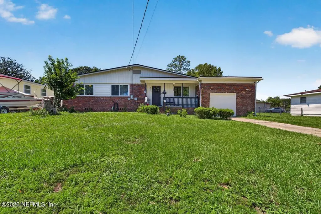 5130 Greenway Drive N Jacksonville FL 32244