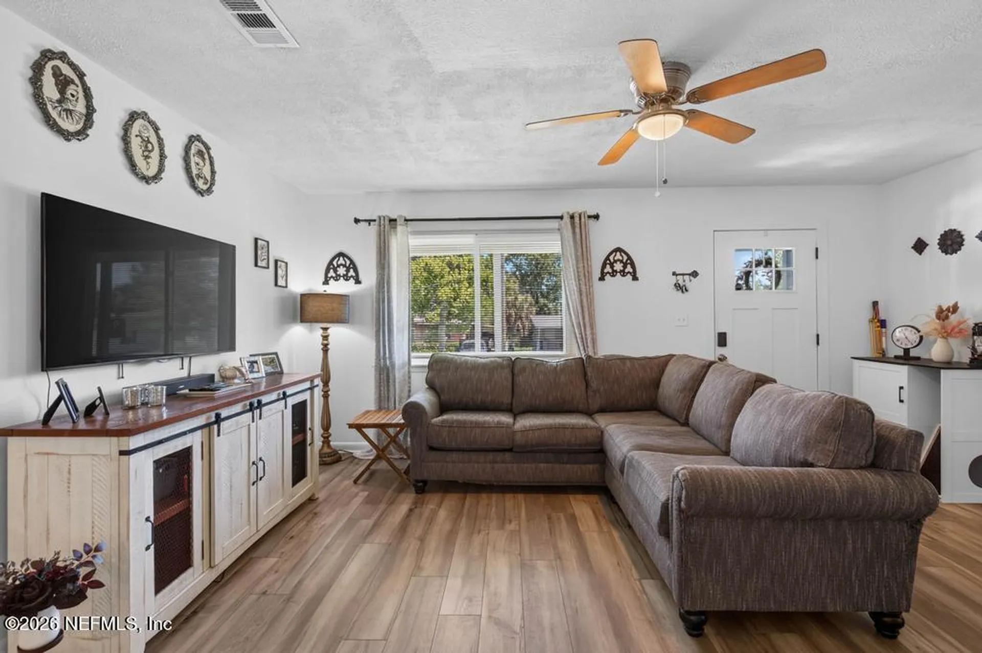 5130 Greenway Drive N Jacksonville FL 32244
