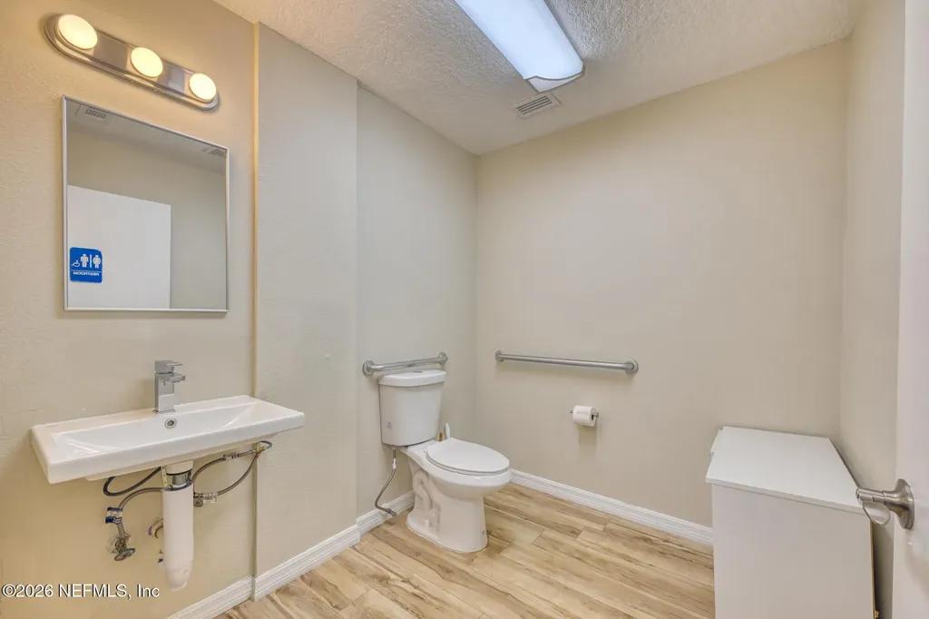 1824 Blanding Boulevard Jacksonville FL 32210