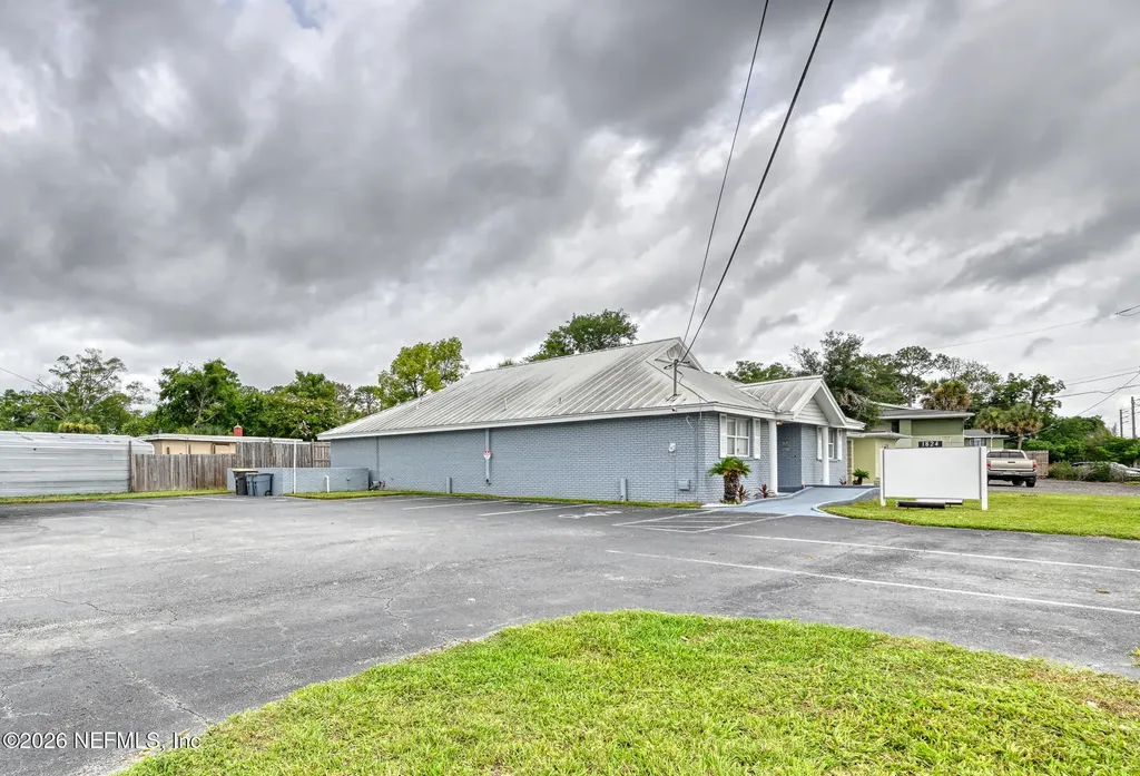 1824 Blanding Boulevard Jacksonville FL 32210