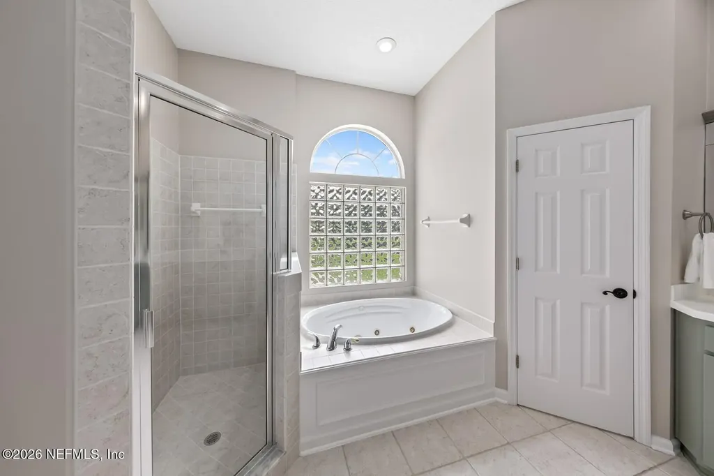 561 E Silverthorn Lane Ponte Vedra FL 32081