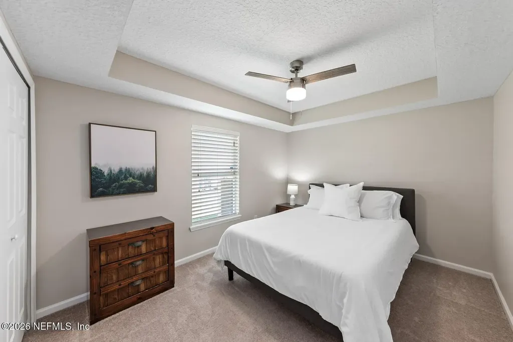 561 E Silverthorn Lane Ponte Vedra FL 32081