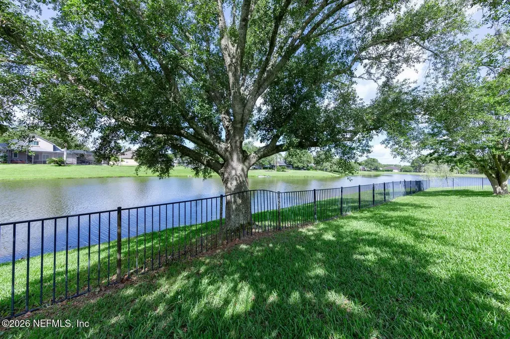 561 E Silverthorn Lane Ponte Vedra FL 32081