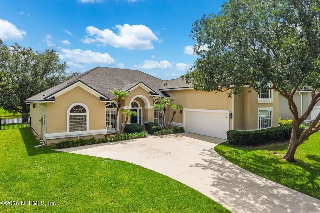 561 E Silverthorn Lane Ponte Vedra FL 32081