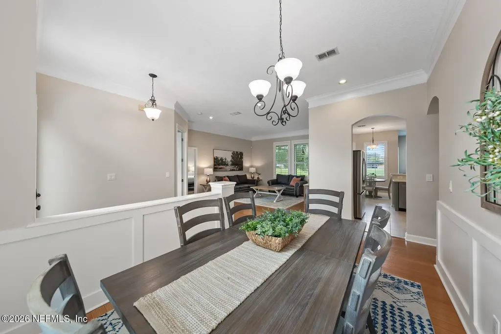 561 E Silverthorn Lane Ponte Vedra FL 32081