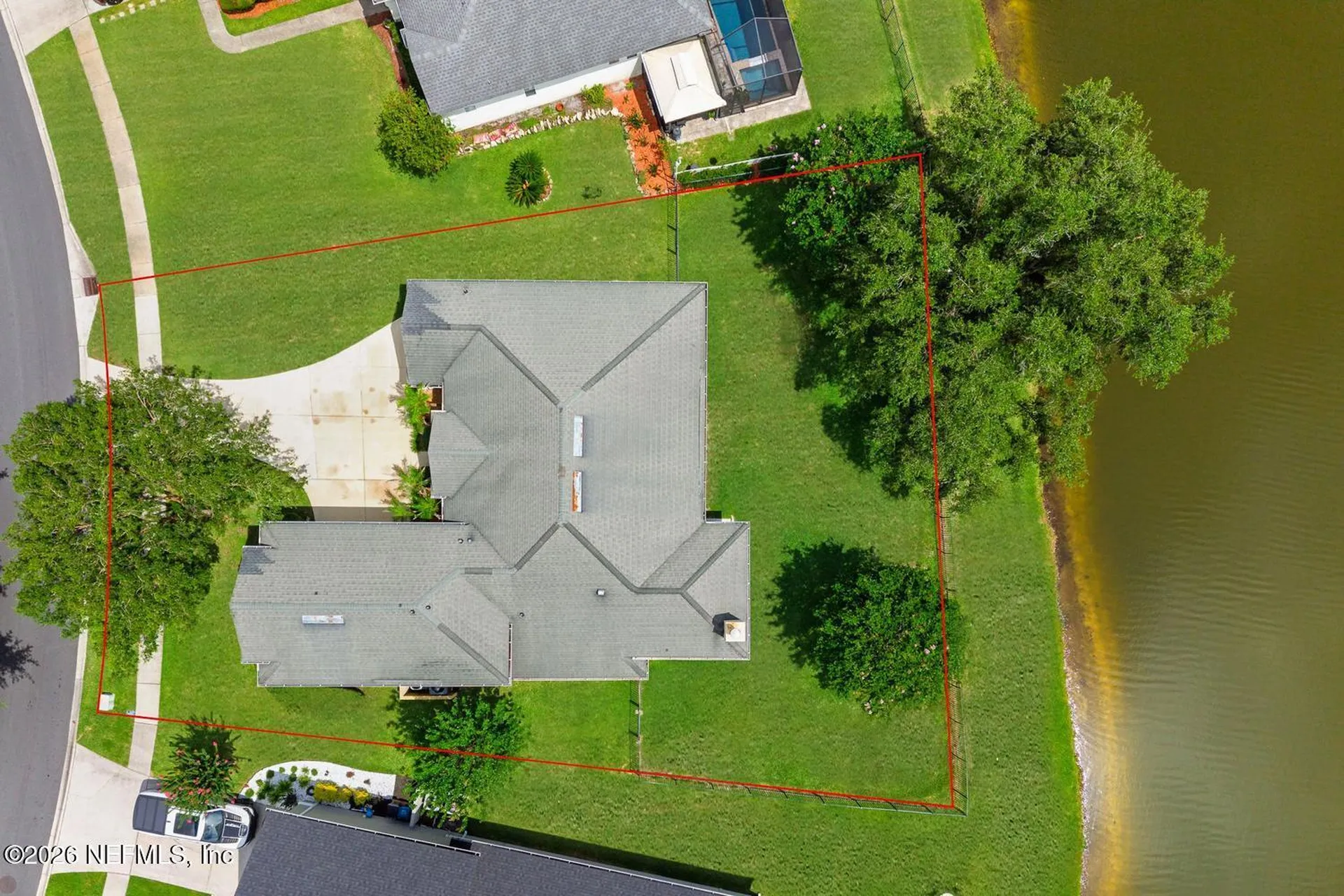 561 E Silverthorn Lane Ponte Vedra FL 32081