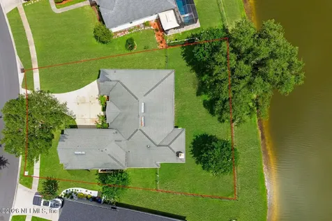 561 E Silverthorn Lane Ponte Vedra FL 32081