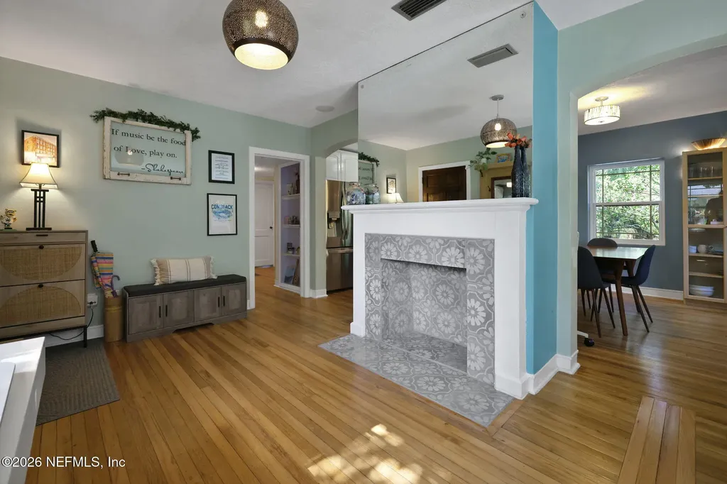 4332 Pinewood Avenue Jacksonville FL 32207