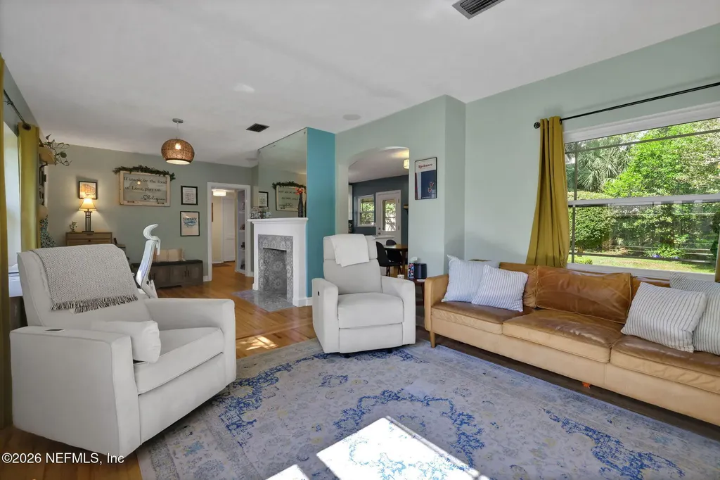 4332 Pinewood Avenue Jacksonville FL 32207