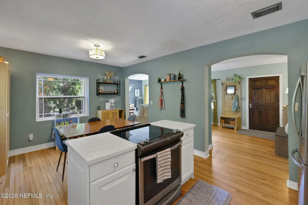 4332 Pinewood Avenue Jacksonville FL 32207