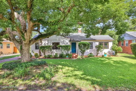 4332 Pinewood Avenue Jacksonville FL 32207