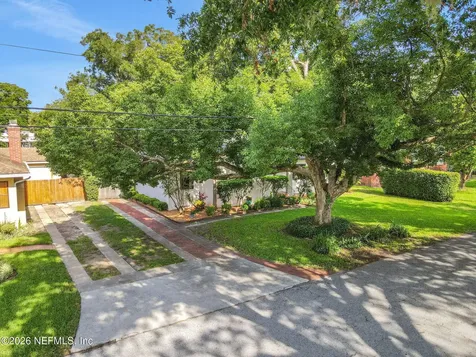 4332 Pinewood Avenue Jacksonville FL 32207