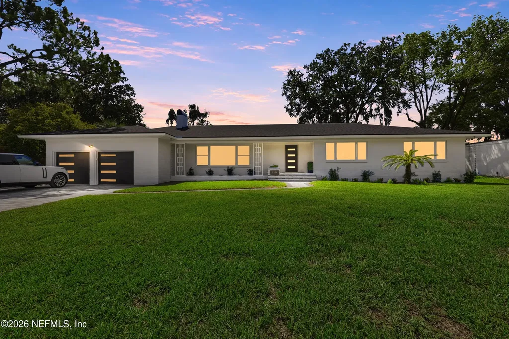 2348 Smullian Trail N Jacksonville FL 32217